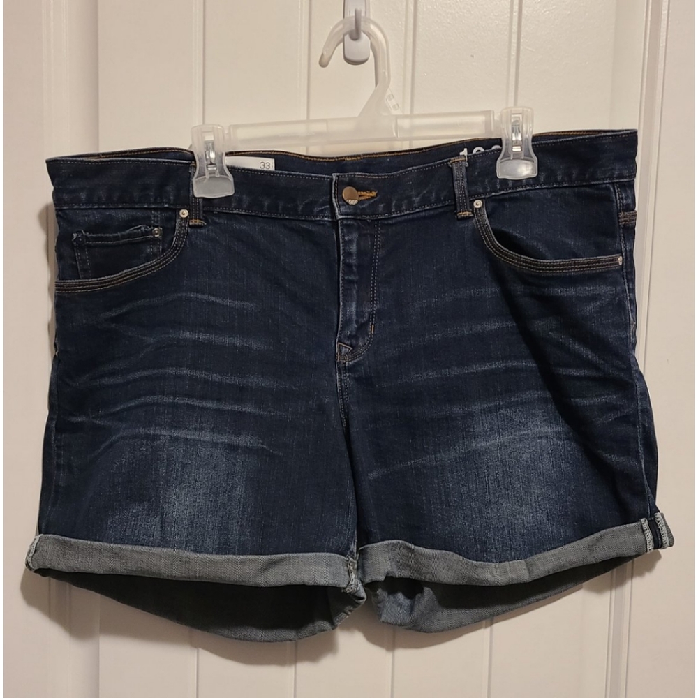 Gap sexy boyfriend jean shorts 33 womens